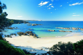 Mystery Bay Cottages